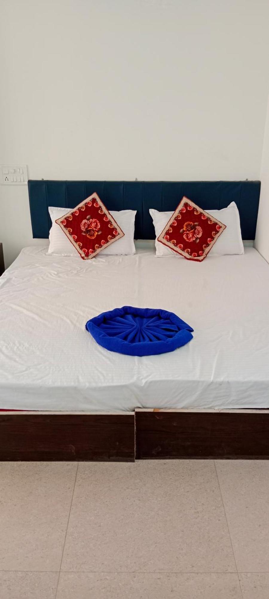 Hotel Aaradhya Udajpur Zewnętrze zdjęcie